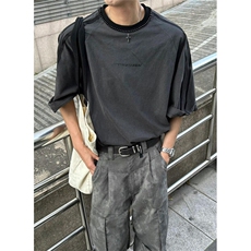 深灰色