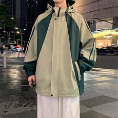 灰绿色