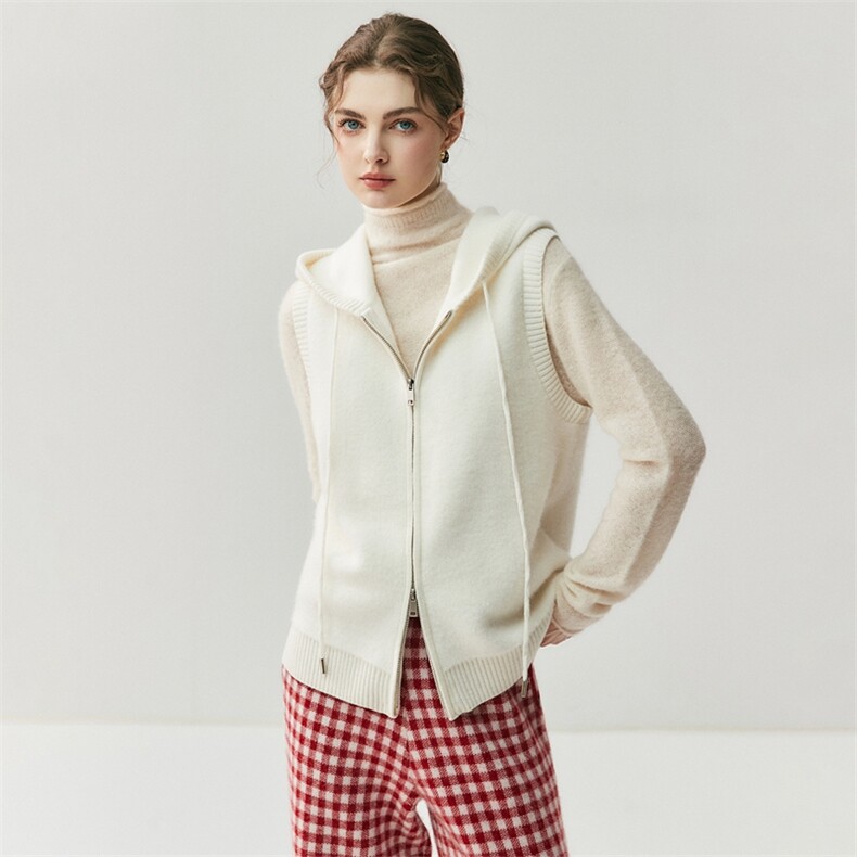 2025年秋季新款百搭连帽抽绳毛巾绣马甲，女装针织衫/毛衣，绒创羊绒