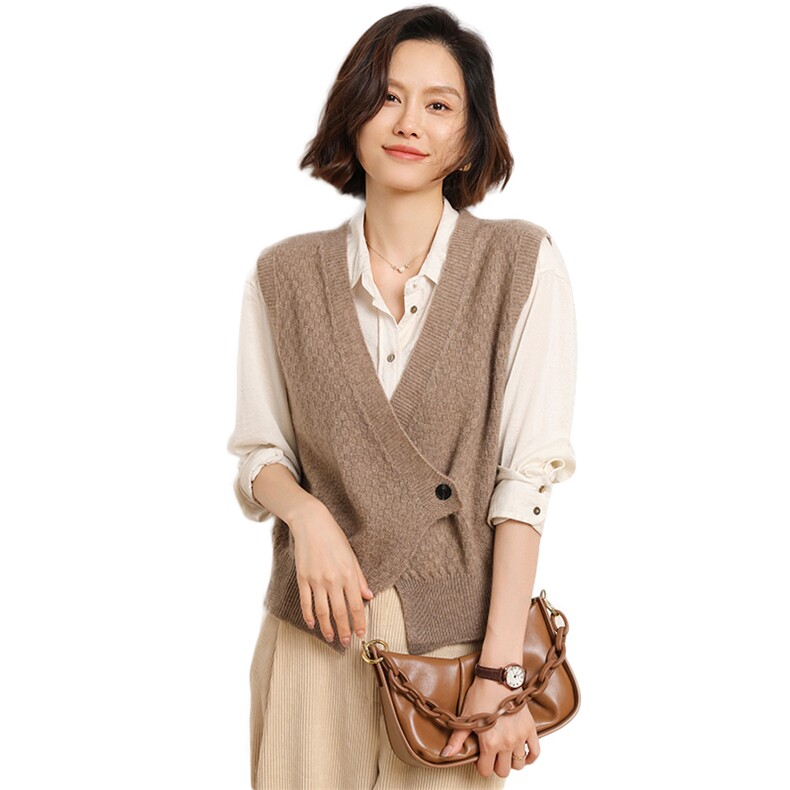 2024年秋冬季新款女时尚百搭显瘦纯色马甲,女装马甲,暖圣羊羊绒