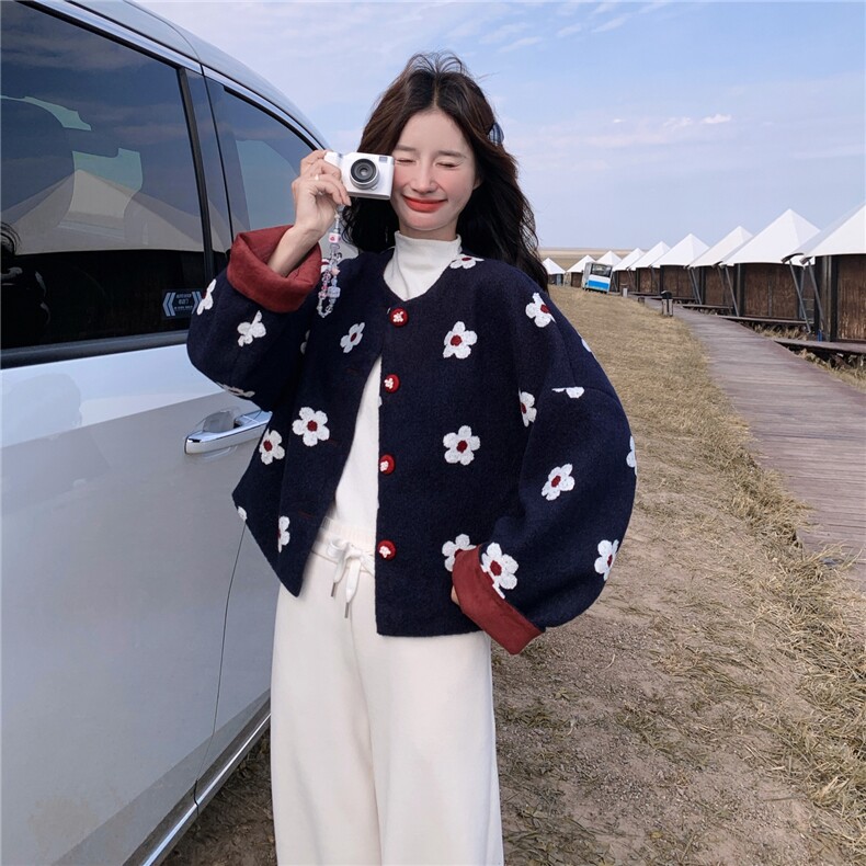 设计感藏青色印花毛呢外套女秋冬超火好看高级小众加厚短夹克上衣,女装短外套,2D145