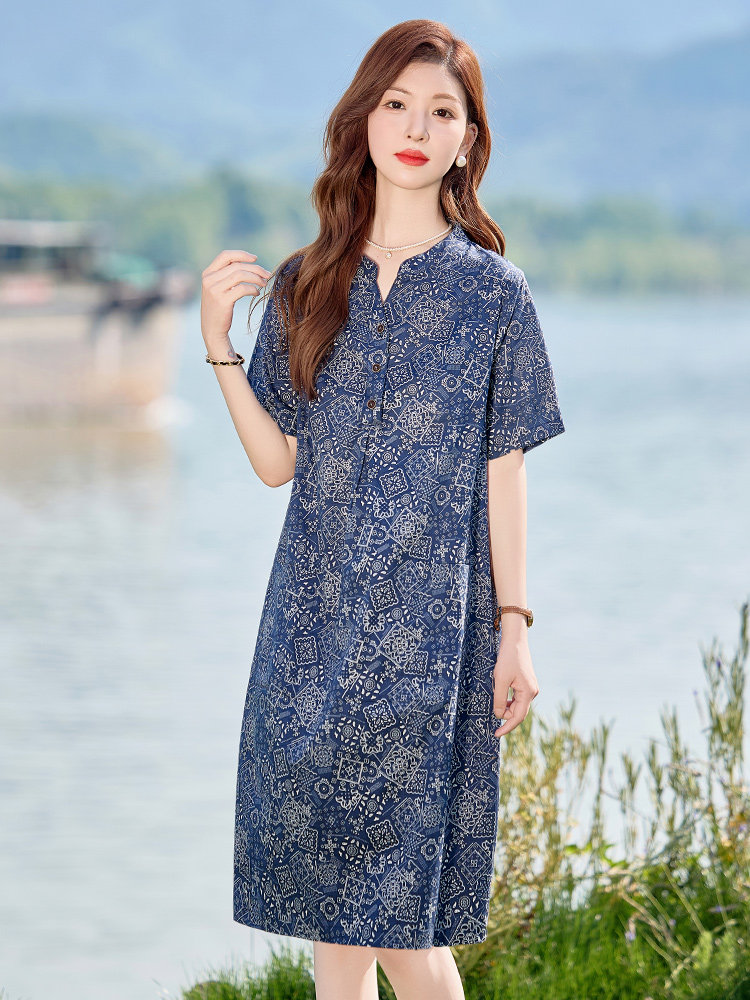 现货2025年夏季文艺复古优雅印花中长款妈妈连衣裙,女装连衣裙,依恋蒂丝