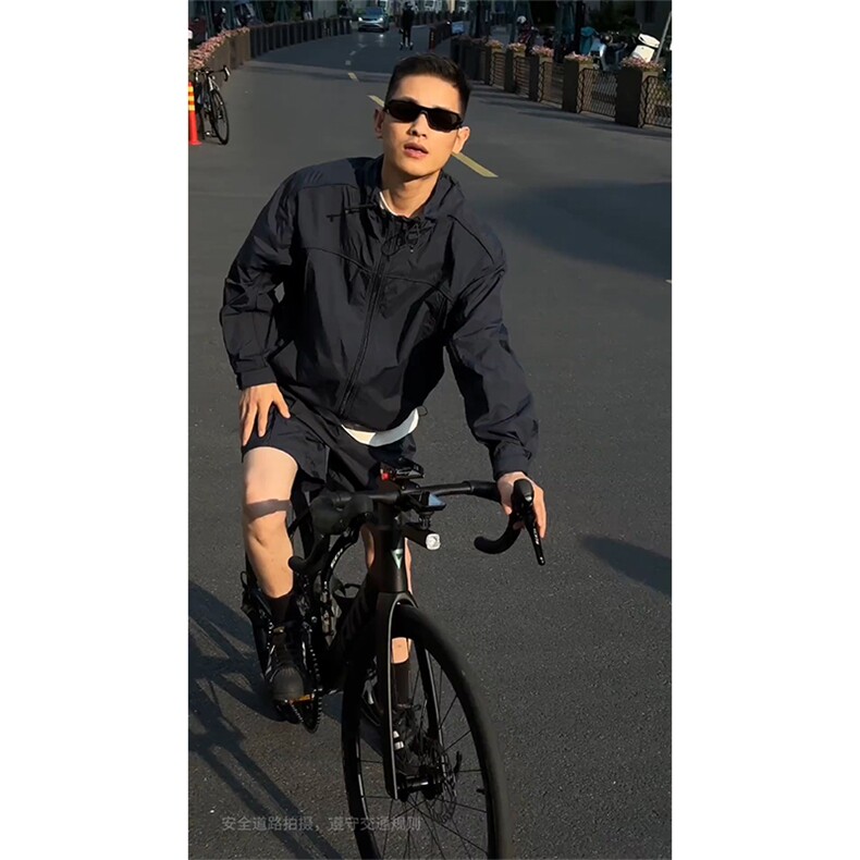 XZ1005-1-TTH541-P上衣95短裤45轻薄款防晒套装情侣款连帽防晒衣，男装防晒衣，星座1005-1