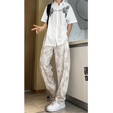 白色