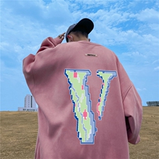 藕粉色
