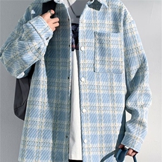 浅蓝色