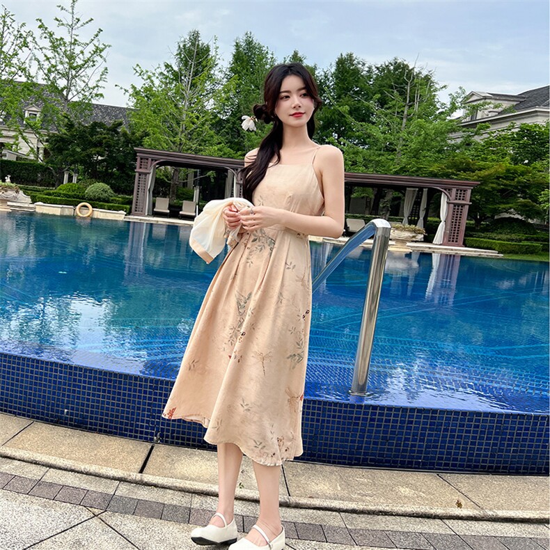 现货复古夏季短袖新款连衣裙两件套套裙,女装套装/套裙,凯芙莉服饰