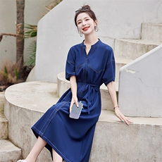 香港代购时尚牛仔连衣裙女2025夏新款洋气收腰系带显瘦中长款裙子，女装连衣裙，慧尚依恋