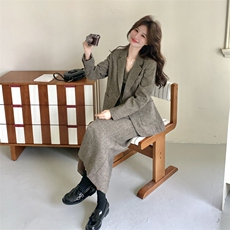 西装7085-P155-K248,马甲7085N-P115-K188,半裙7085X-P115-K188，女装套装/套裙，2C016