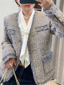 2022新款法式风情小香风外套图片
