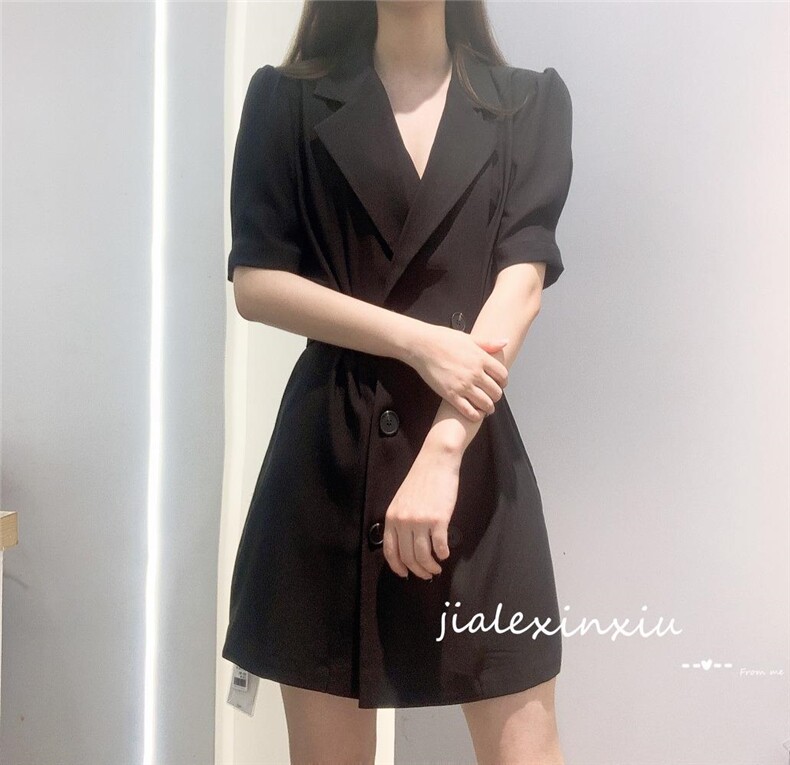 [现货]赫风连衣裙黑色单色，女装连衣裙，嘉乐馨秀(4F)