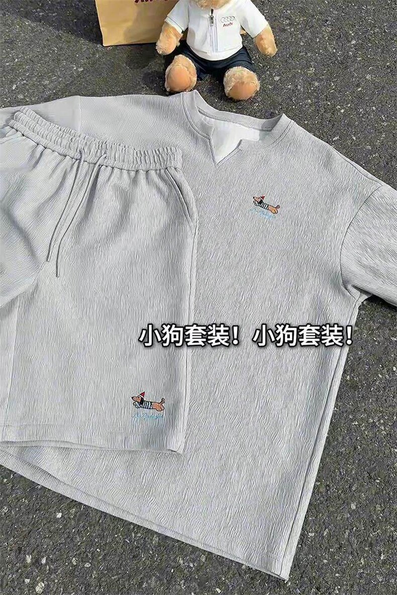 特批P48无差价夏季V领刺绣腊肠狗纹理感痞帅大码短袖短裤男TZ5363,男装牛仔裤,电商A001-1