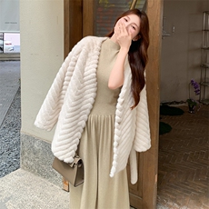 新品2025冬装防水貂皮毛一体2C116-6857-185-288，女装毛呢外套，2C116