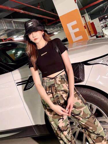 套装，女装职业装，爱丽伽