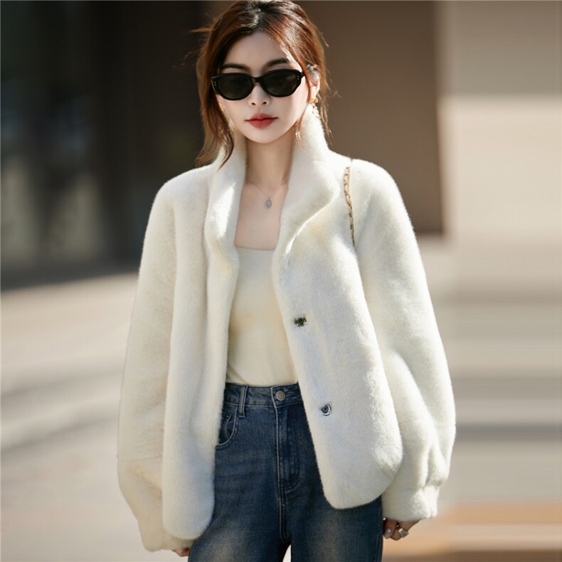 2025年秋季新款百搭女士短款长袖立领外套，女装针织衫/毛衣，圣丽羊绒