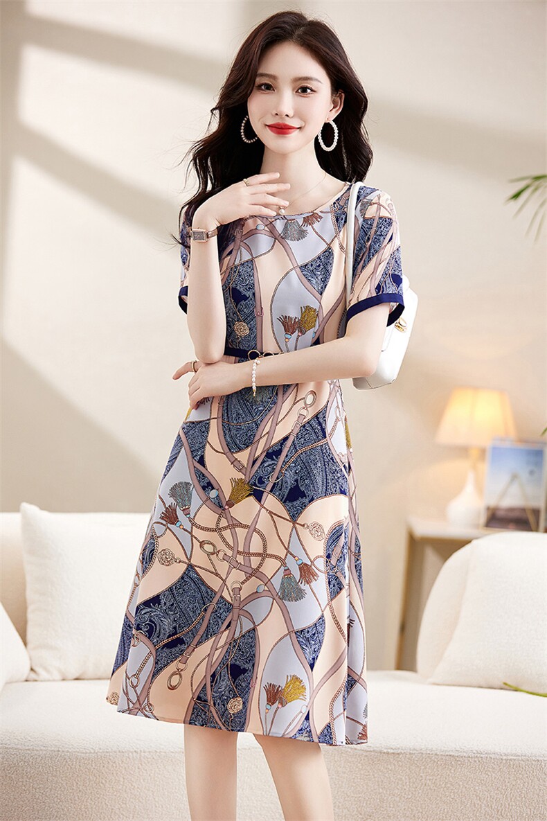 【依】时尚V领蕾丝边印花短袖连衣裙2024年夏季新款品牌折扣女装,女装连衣裙,牡丹诺