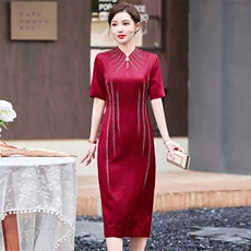 春夏季新款醋酸设计简约喜婆婆刺绣烫钻喜庆中款婚礼旗袍连衣裙，女装汉服/婚纱/旗袍/礼服，小荷流