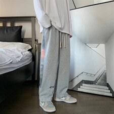 灰色