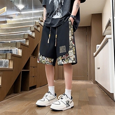 黑色