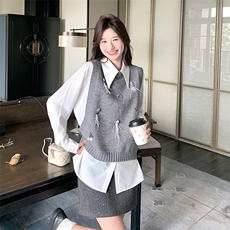 学院风复古减龄衬衫上衣马甲套装女2025春秋新款高级感时尚两件套，女装马甲，维壹