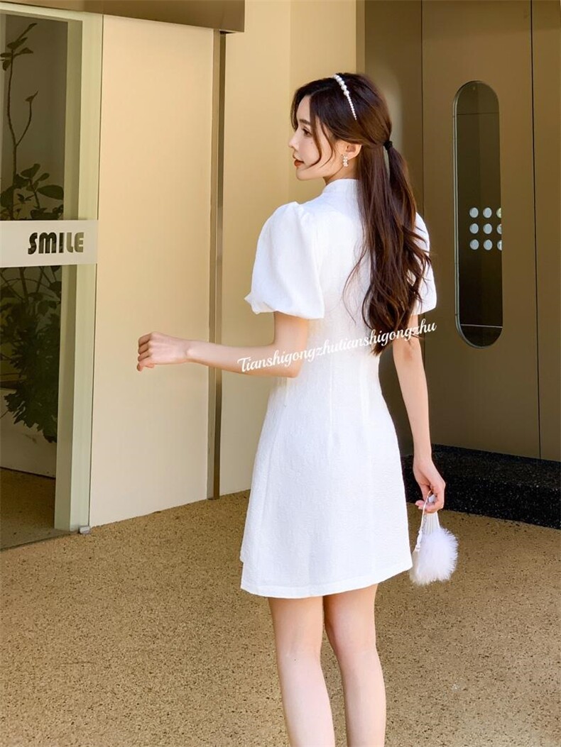 潮风设计珍珠盘扣连衣裙，女装连衣裙，天使公主