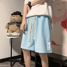浅蓝色