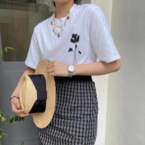 2021刺绣玫瑰百搭t，女装，JY.OUBEN