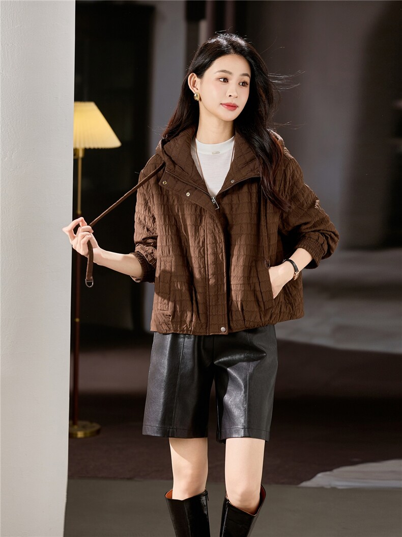 2025冬装新款特殊工艺连帽短款夹棉外套,女装棉衣/棉服,梦芯尔