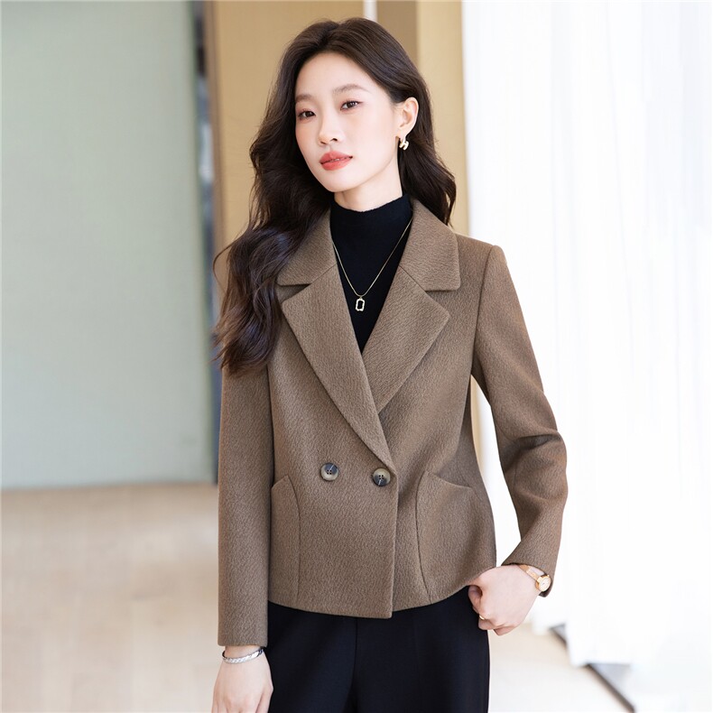 2025秋装新款气质百搭小个子短款羊毛呢西装外套女,女装短外套,时尚风爆