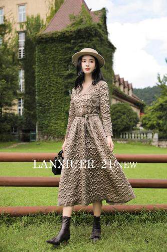 新款秋装连衣裙，女装连衣裙，兰秀儿