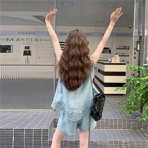 法式时尚蕾丝气质套装女2025夏季新款宽松百搭无袖背心短裤两件套图片