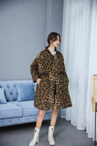 毛呢大衣，其它，唯蔓