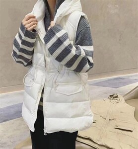 无袖连帽羽绒马甲,女装马甲,兜火
