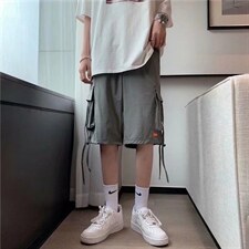 灰色