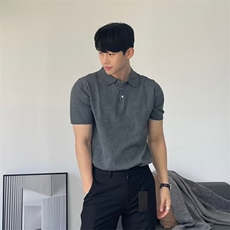 灰色