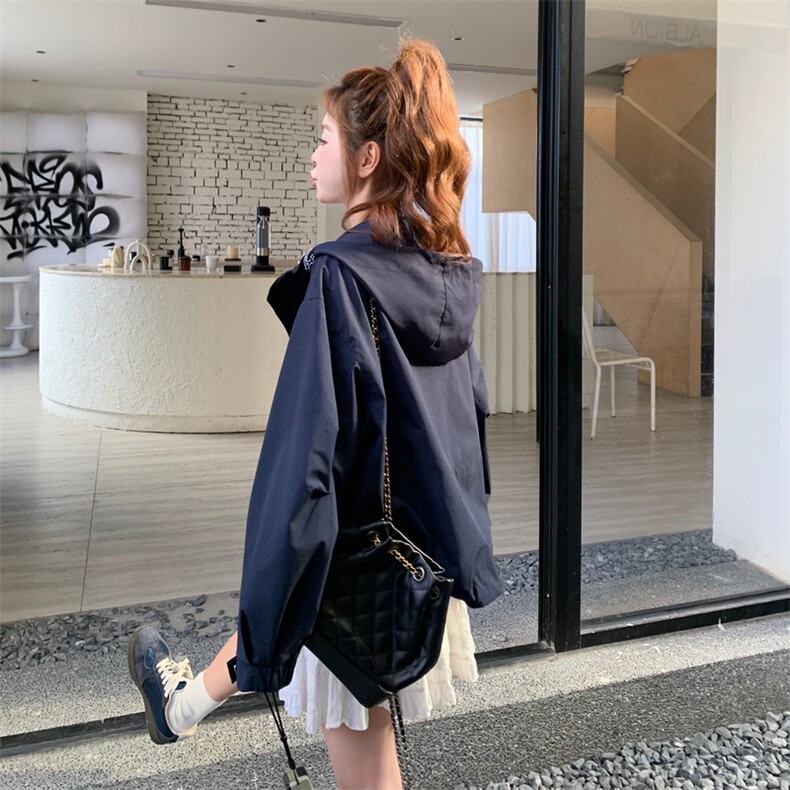 新款主推内里拼接格子冲锋衣2612-P155-K228,女装短外套,2C129