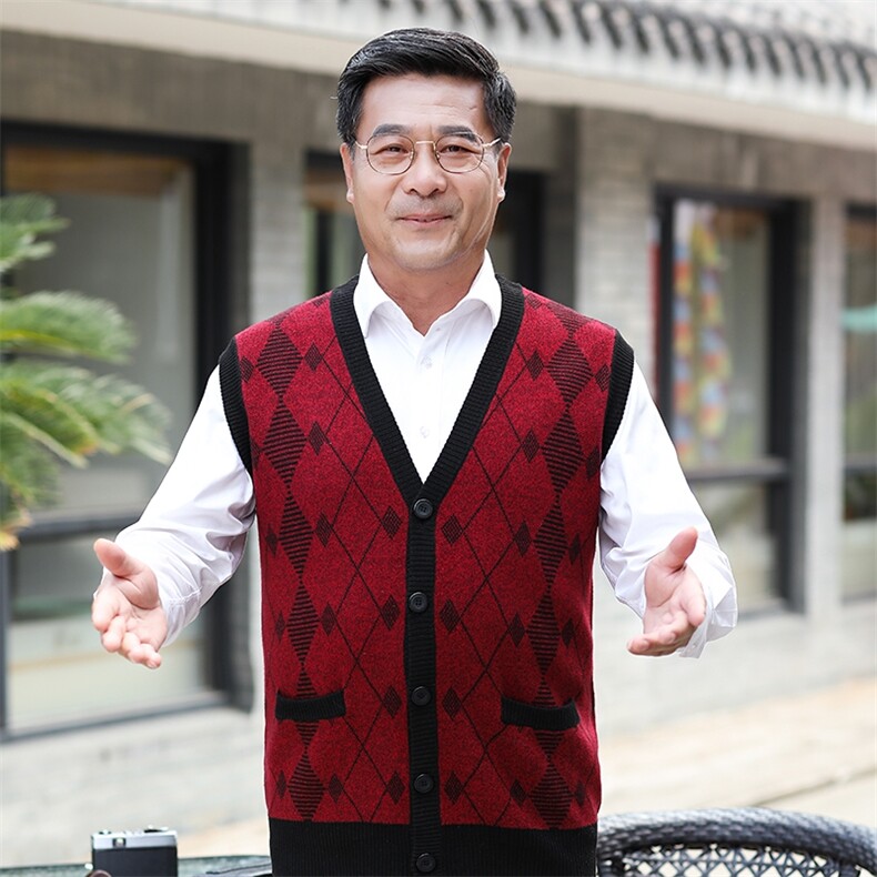 2024秋冬新款中老年男款V领纽扣开衫,男装羊绒背心,衣恋羊绒
