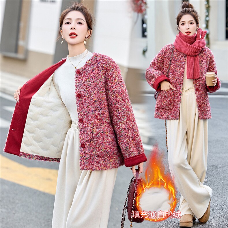 2025冬装新款简约时尚宽松舒适配围巾羽绒服，女装羽绒服，沁沁公主