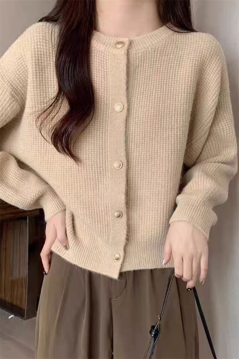 秋冬季羊毛休闲百搭时尚抽条圆领小金扣简约开衫,女装羊毛衫,锦瑟羊绒