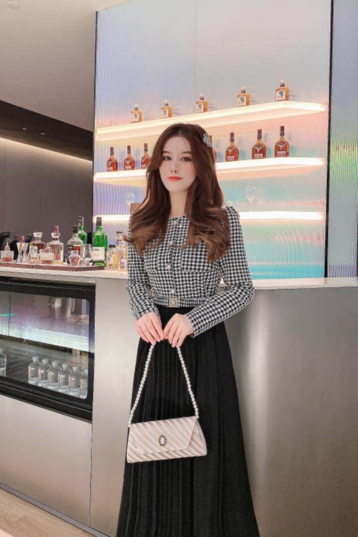 现货、连衣裙，女装连衣裙，艾丹迪蔓