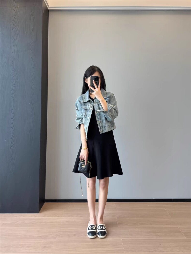 2025简约百搭TH修身连衣裙,女装连衣裙,湘姗