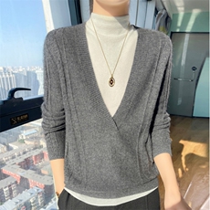 2024秋季新款深V领外穿长袖10%套头衫知性百搭，女装羊绒衫，昭美羊绒
