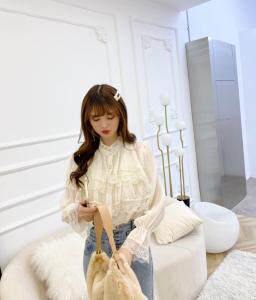 宫廷风蕾丝半透视小衫，其它，凯宝莉