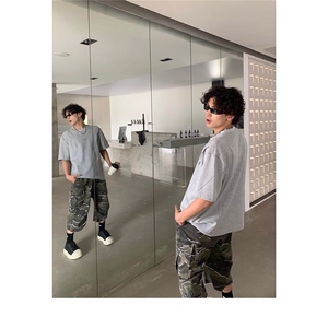 夏季新款拼接贴布时尚男士T恤痞帅个性休闲潮牌圆领短袖宽松上衣图片