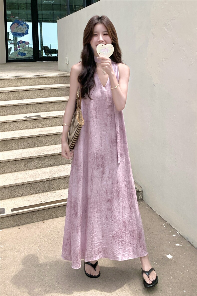 法式浪漫无袖碎花连衣裙女2025夏季新款氛围感度假风显瘦减龄长裙,女装连衣裙,琦鑫阁（原依鑫阁）