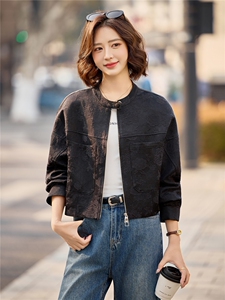 2026早春新款中式绣花短款拉链外套休闲时尚气质款上衣米白女装图片