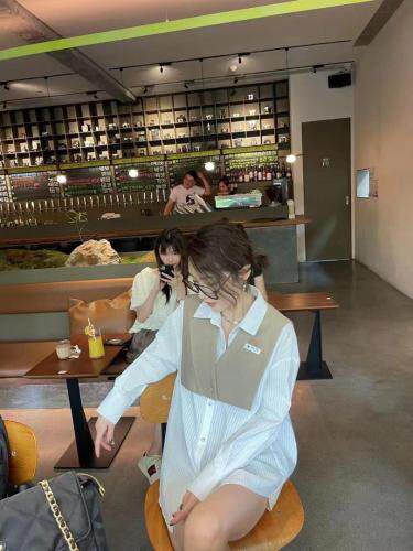 妍妍衣坊 HZYYYF121039