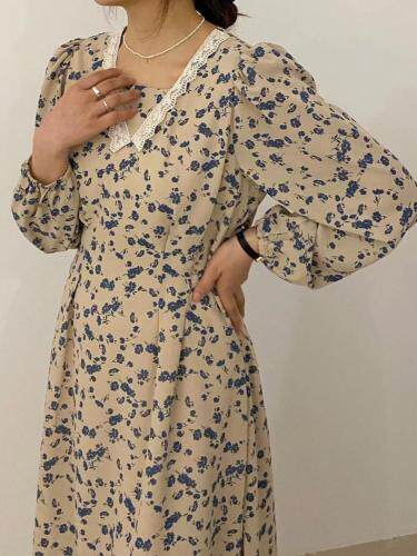 蕾丝拼接碎花连衣裙，小姐姐必入，女装连衣裙，LUCY