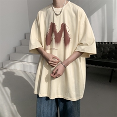 奶黄色