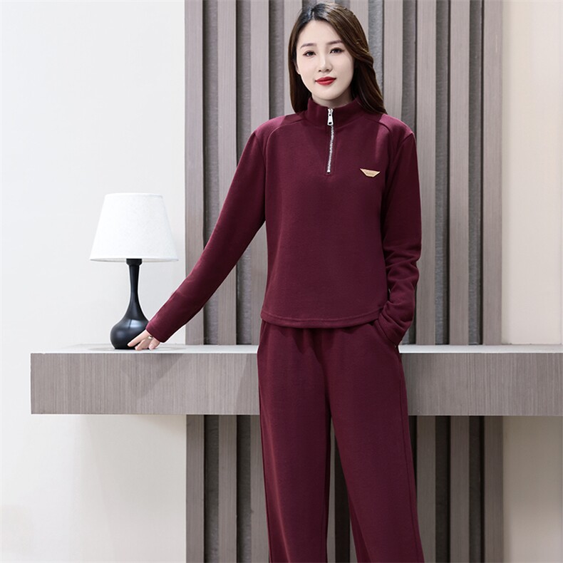 2024春季新款女装运动套装时尚半拉链设计舒适修身显瘦两件套，女装运动套装，凯瑟曼